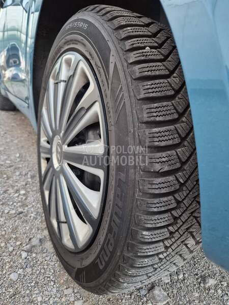 Hyundai i10 1.2/NOV/42000k.