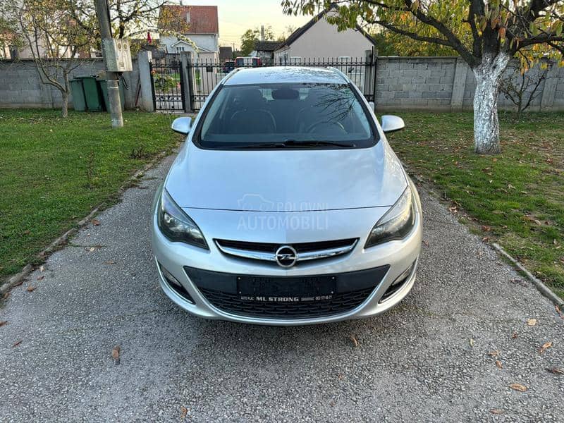 Opel Astra J re st yl e
