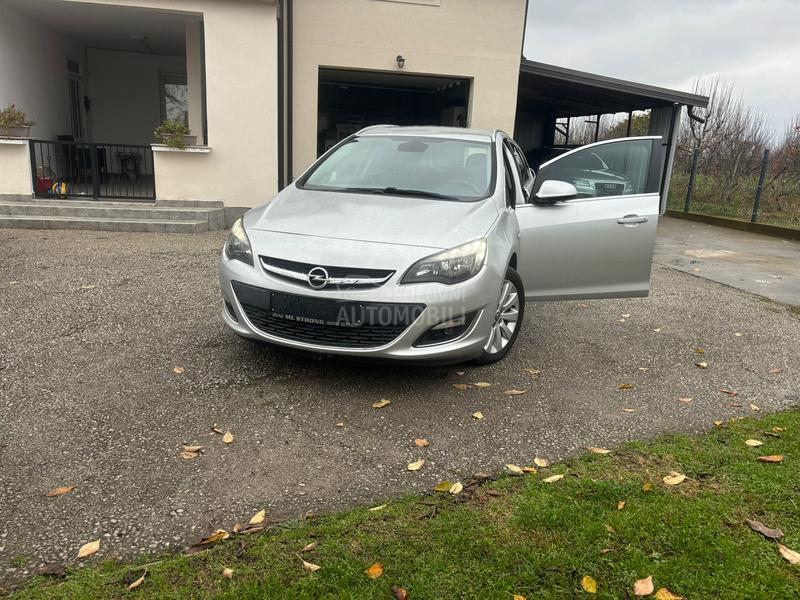 Opel Astra J di oda re style