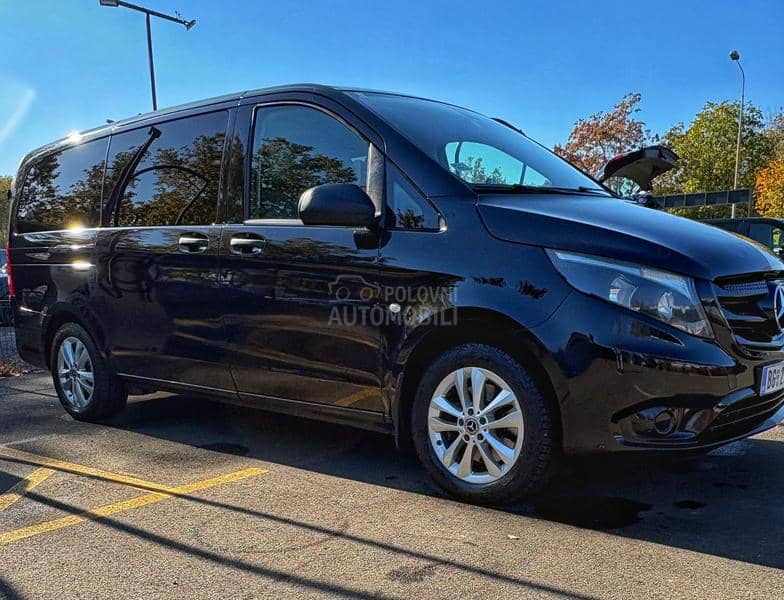 Mercedes Benz Vito VITO TOURER 4x4, 9 sedist