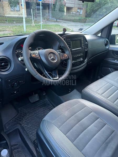 Mercedes Benz Vito VITO TOURER 4x4, 9 sedist