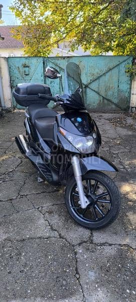 Piaggio Beverly
