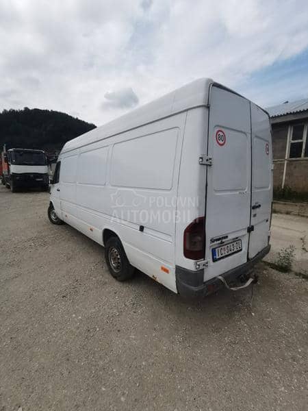 Mercedes Benz Sprinter 313