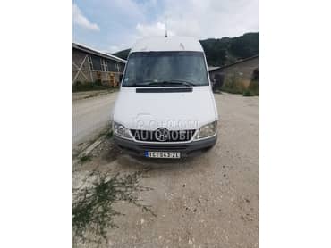Mercedes Benz Sprinter 313