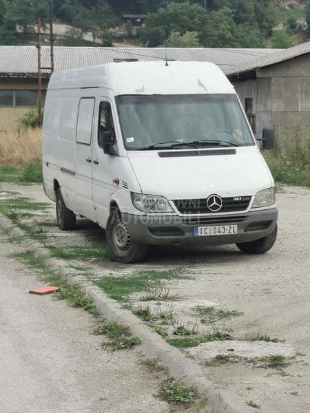 Mercedes Benz Sprinter 313