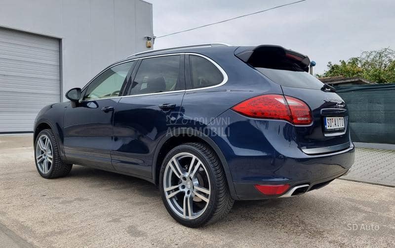 Porsche Cayenne 3.0 d