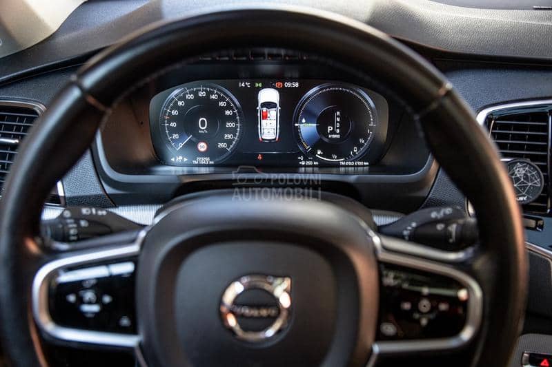 Volvo XC90 PLUG IN HIBRID