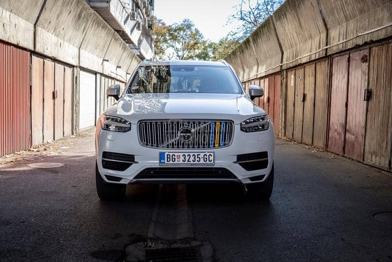Volvo XC90 PLUG IN HIBRID
