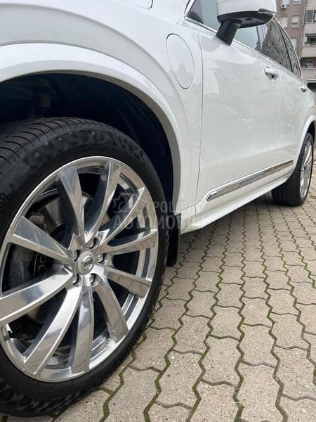 Volvo XC90 PLUG IN HIBRID