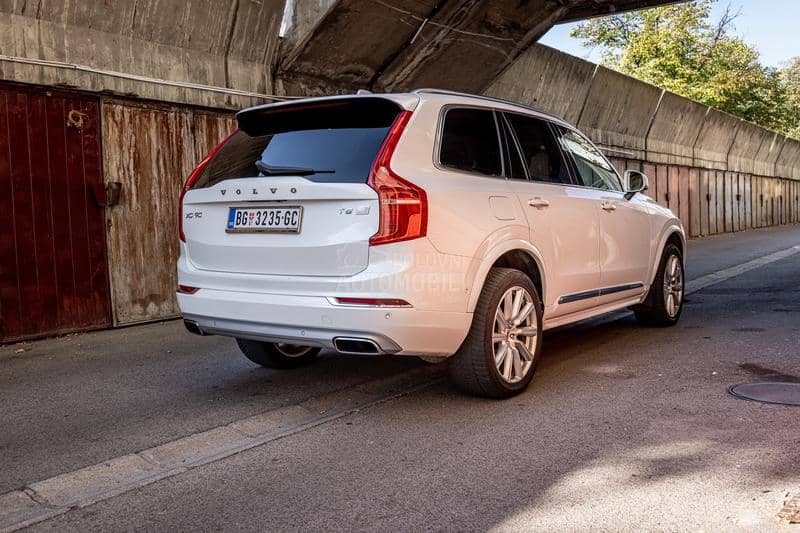 Volvo XC90 PLUG IN HIBRID