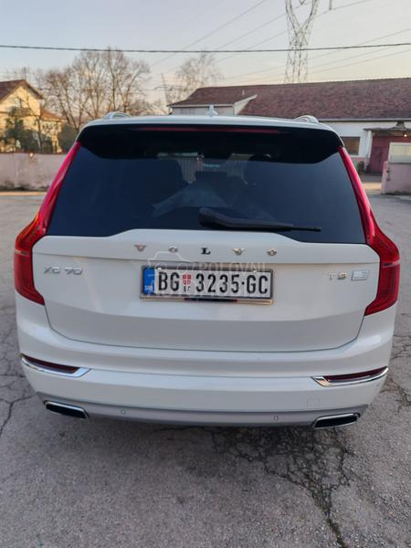 Volvo XC90 PLUG IN HIBRID