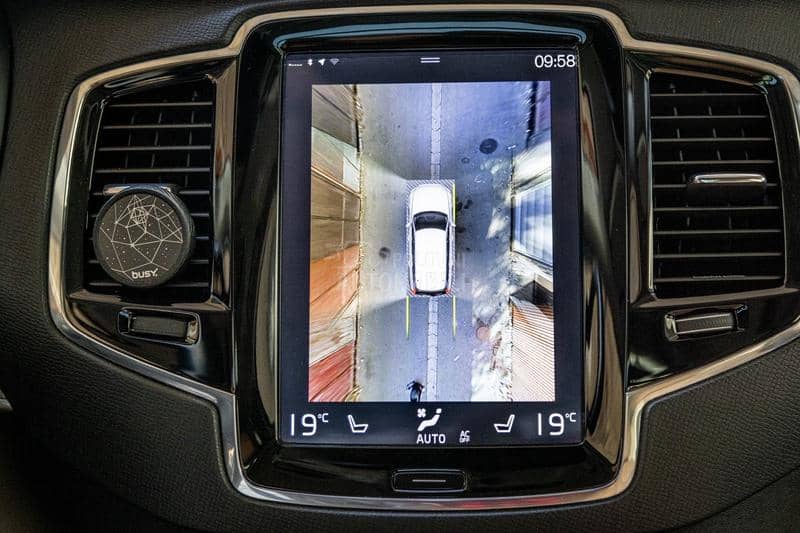 Volvo XC90 PLUG IN HIBRID