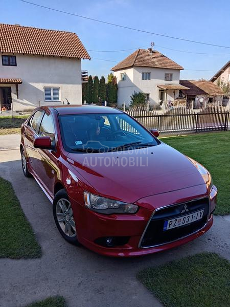 Mitsubishi Lancer 