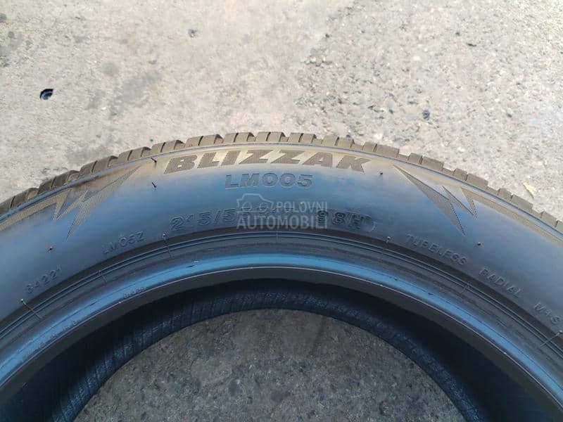 Bridgestone 215/55 R17 Zimska