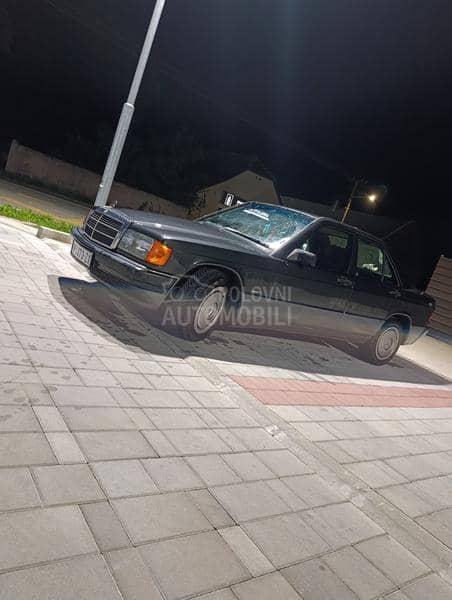 Mercedes Benz 190 