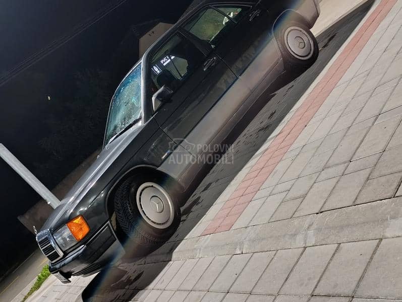 Mercedes Benz 190 