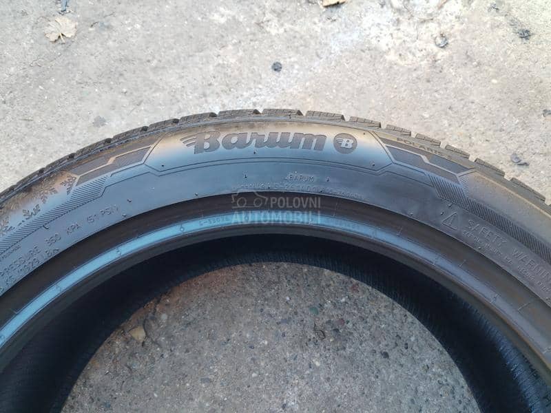 Barum 235/50 R19 Zimska