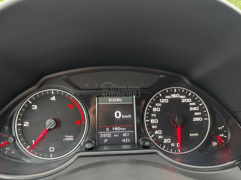 Audi Q5 2.0TDI quattro Sline