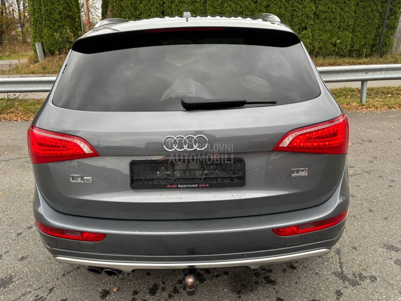 Audi Q5 2.0TDI quattro Sline