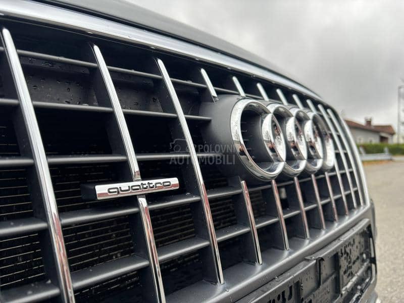 Audi Q5 2.0TDI quattro Sline