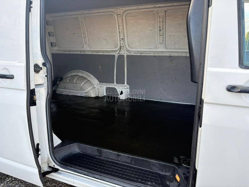 Volkswagen Transporter T5 