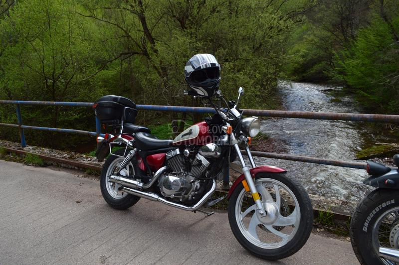 Keeway Supershadow 250