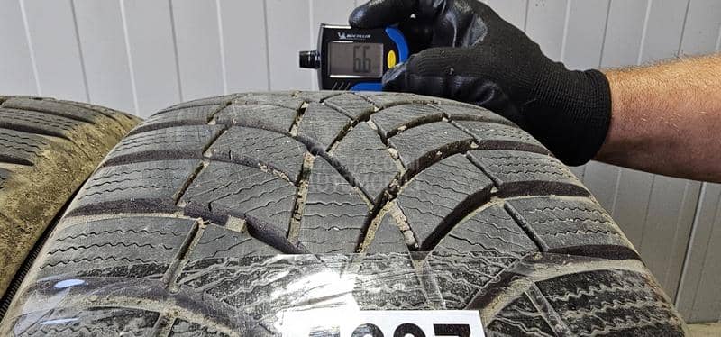 Toyo 205/55 R16 Zimska