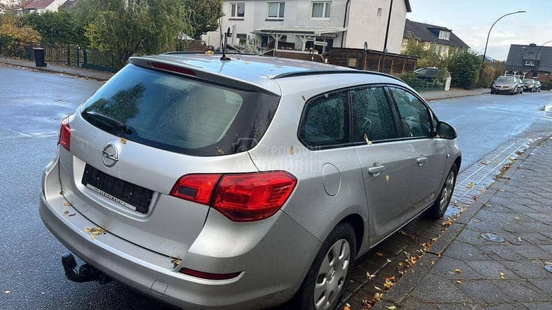 Opel Astra J 1.7 cdti