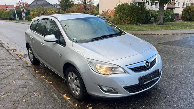 Opel Astra J 1.7 cdti