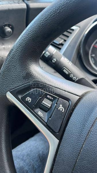 Opel Astra J 1.7 cdti