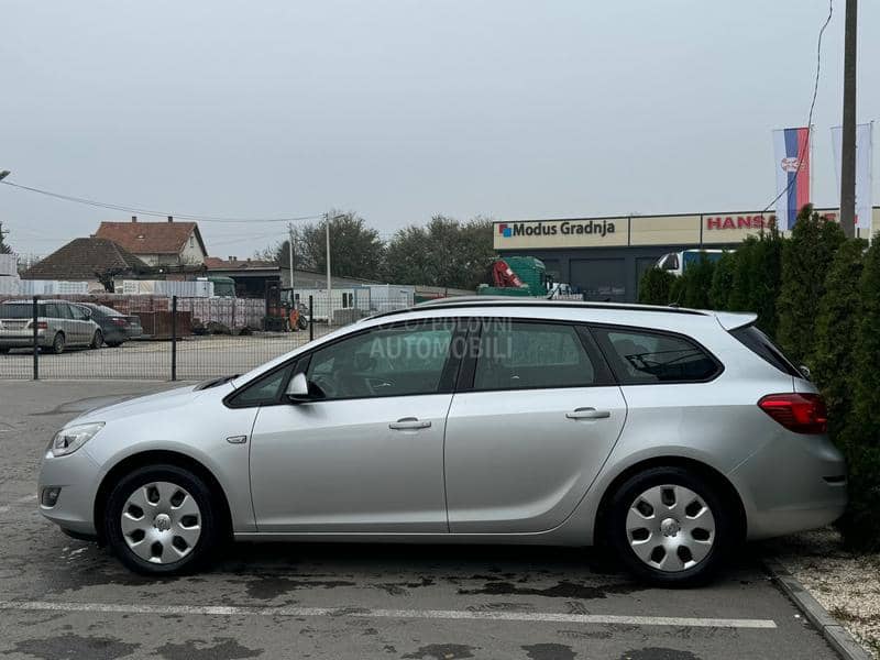 Opel Astra J 1.7 cdti