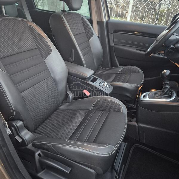 Renault Grand Scenic BOSE  edition