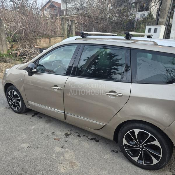 Renault Grand Scenic BOSE  edition