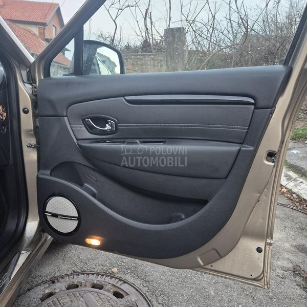 Renault Grand Scenic BOSE  edition