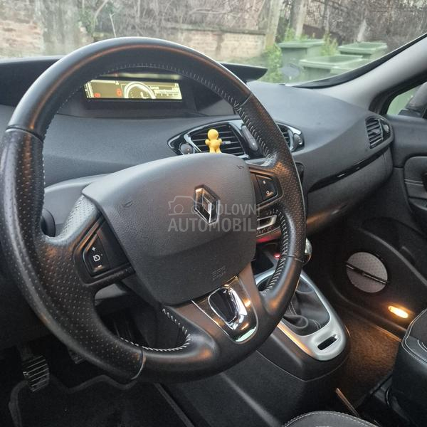 Renault Grand Scenic BOSE  edition