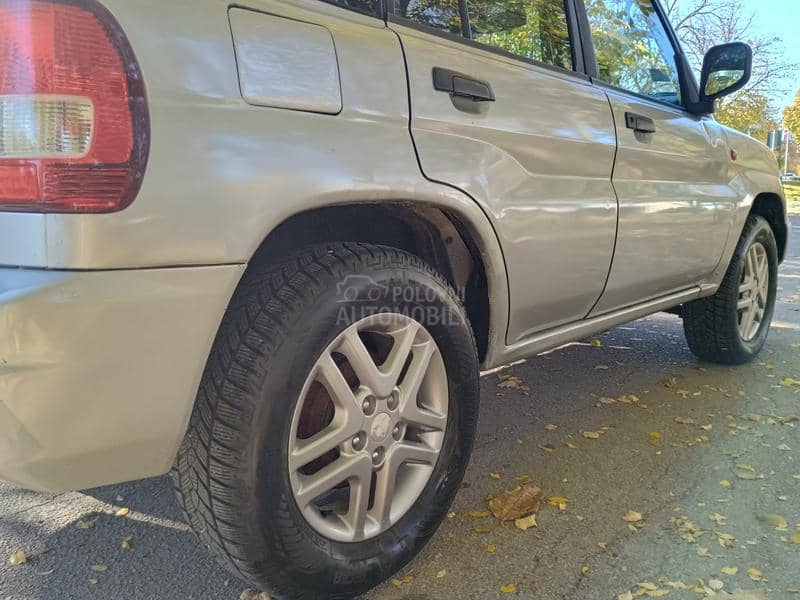 Mitsubishi Pajero Pinin 