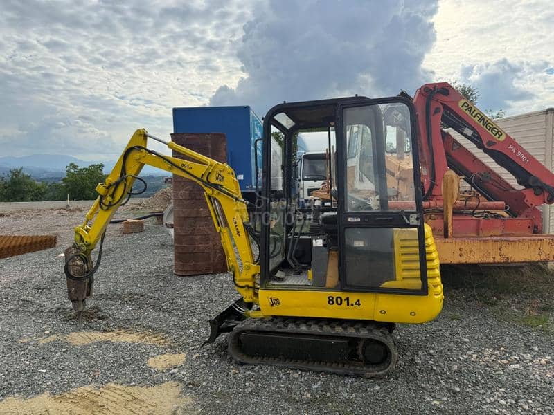 JCB 801.4 sa cekicem