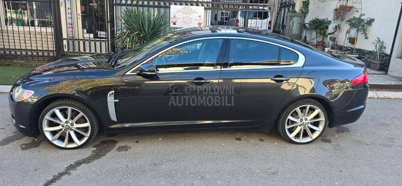 Jaguar XF XF30L