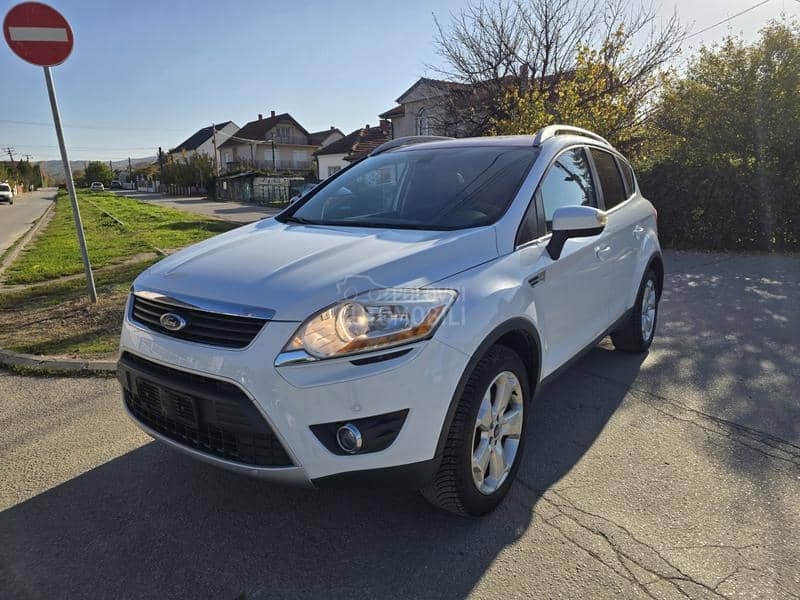 Ford Kuga T I T A N 4x4 pAnOR