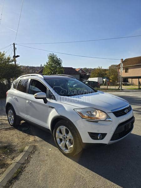 Ford Kuga T I T A N 4x4 pAnOR