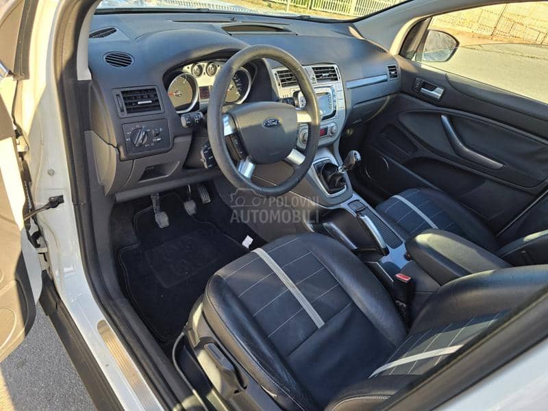 Ford Kuga T I T A N 4x4 pAnOR