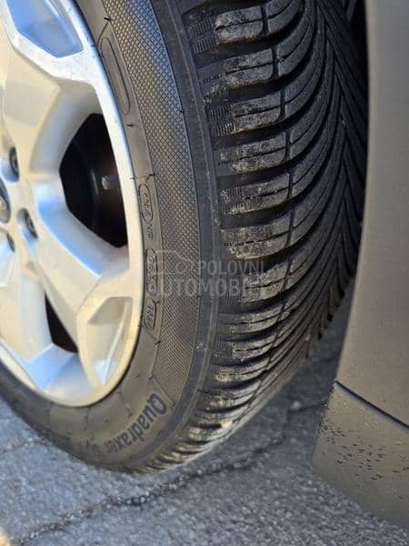 Ford Kuga T I T A N 4x4 pAnOR