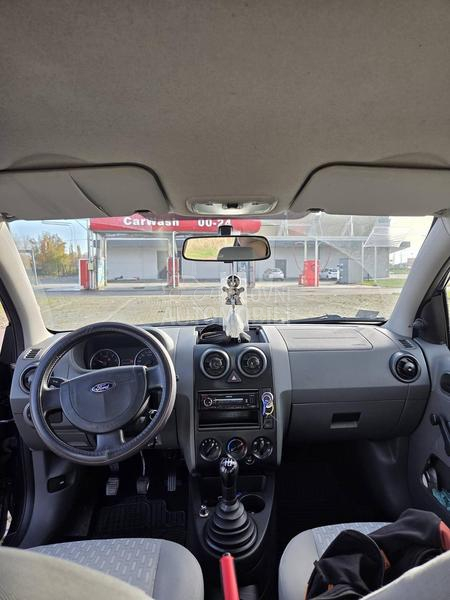 Ford Fusion 1.6 TDci