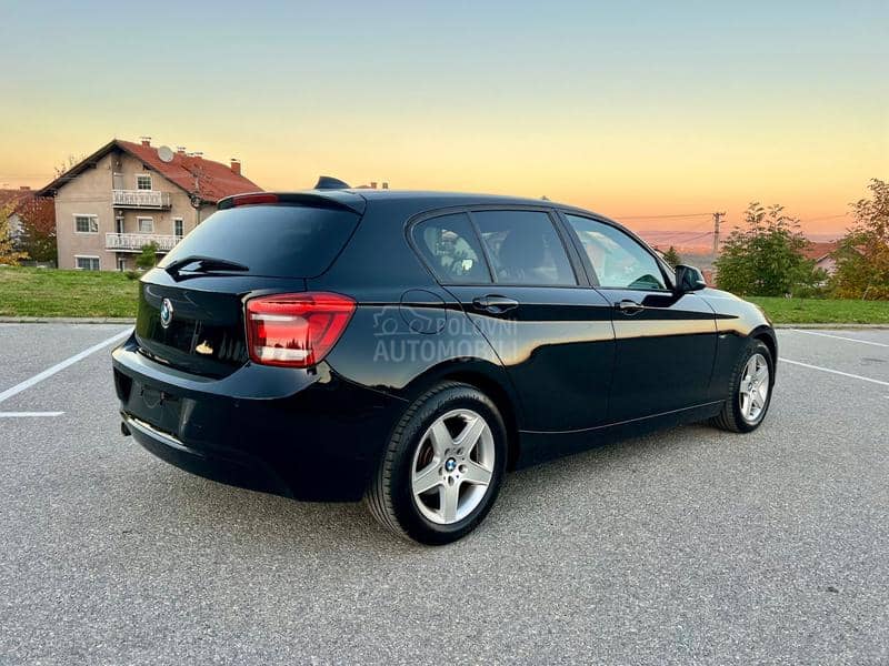 BMW 116 D SPORT CH