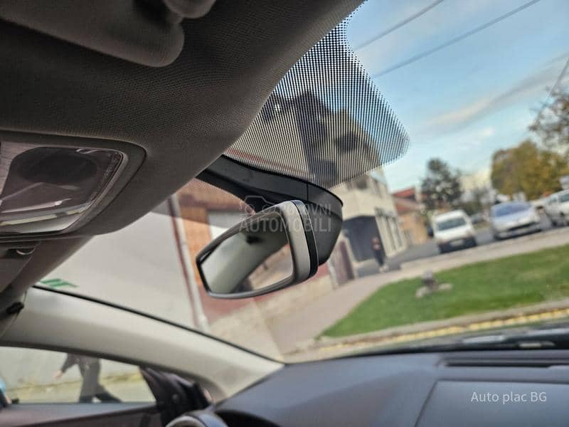 Škoda Karoq 1.6tdi DSG/AMBITION