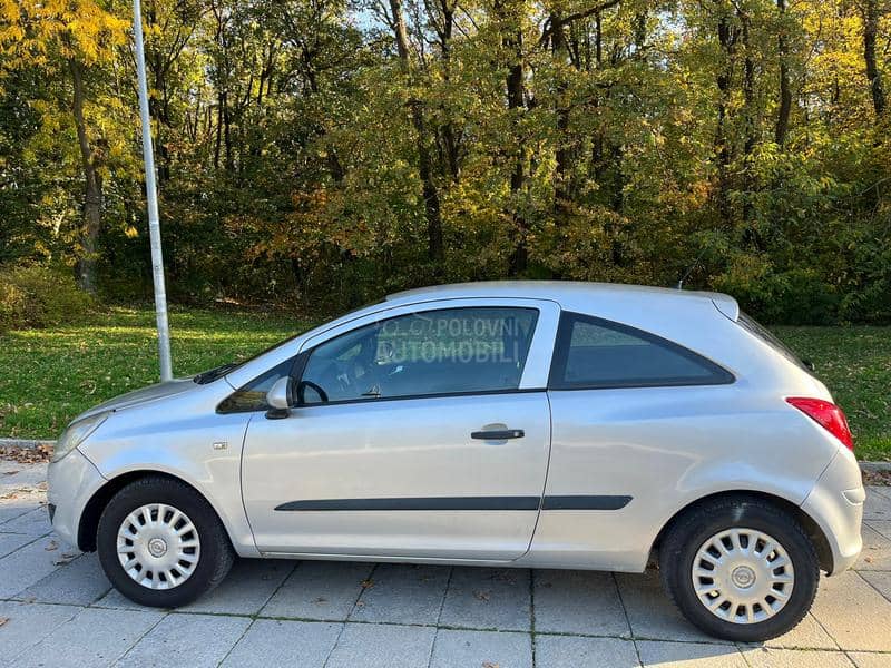 Opel Corsa D 