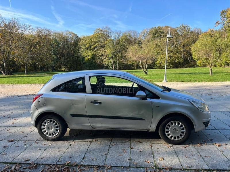 Opel Corsa D 