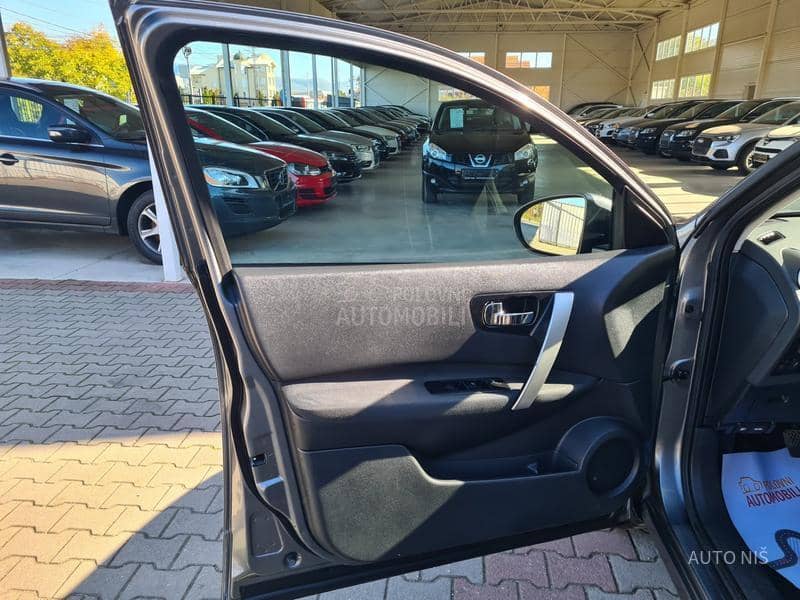 Nissan Qashqai 1.6 URBAN STYLE