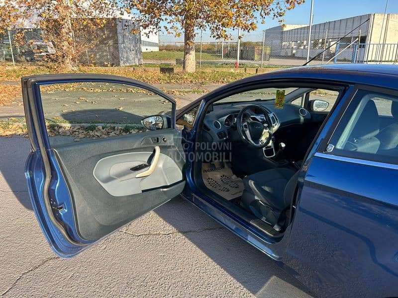 Ford Fiesta 1.6 TDCI GHIA