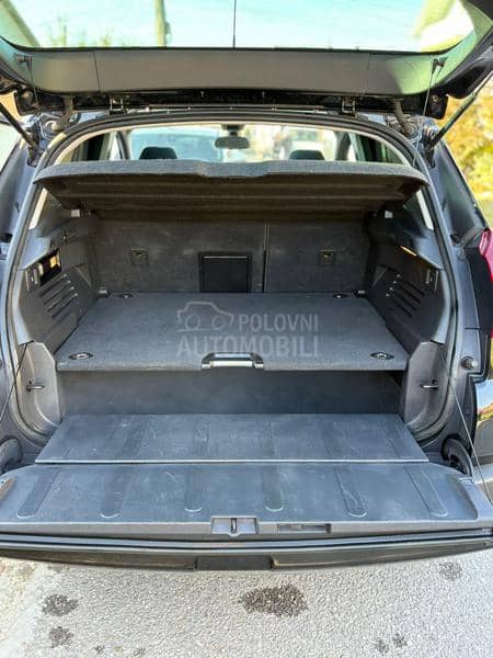 Peugeot 3008 1.6i resty